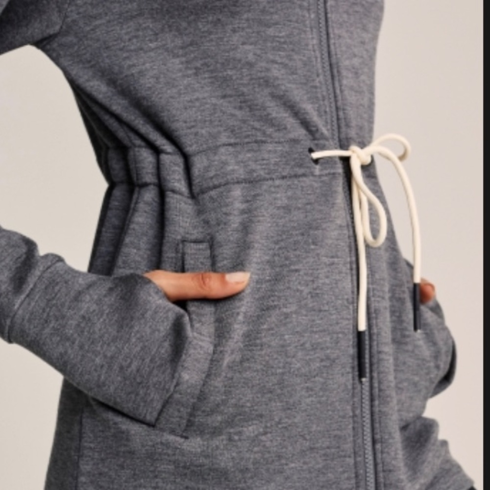 Varley Colby hoodie drawstring grey